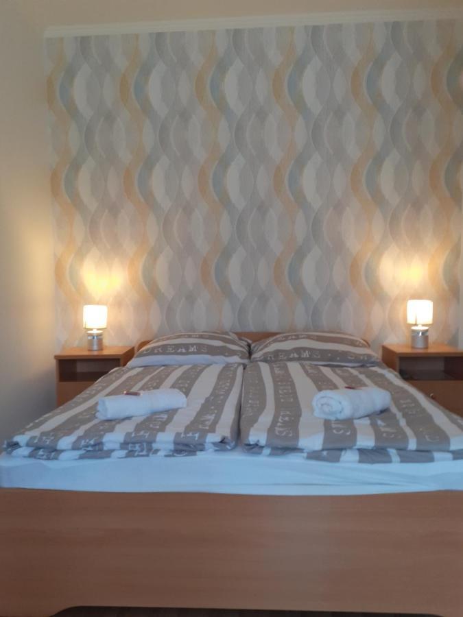 Petra Apartman *